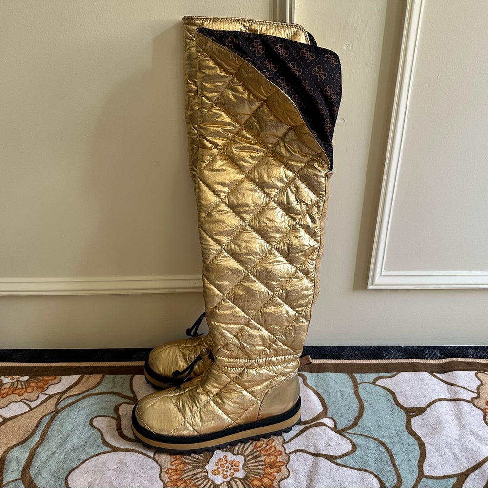 GUESS QUILTED gold over the knee boots  SIZE 8 NEVER WORN UNIQUE STYLE